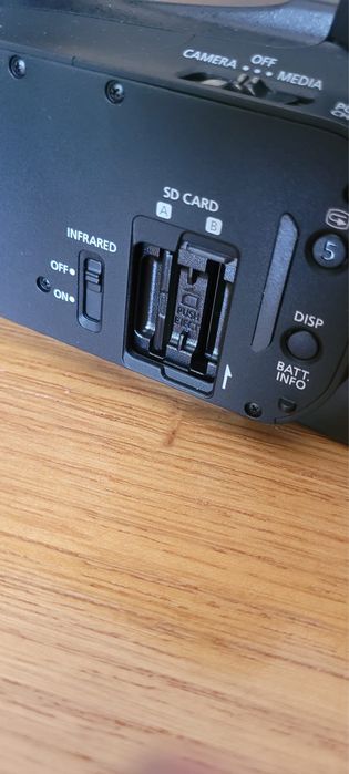 Canon XA60 4K Camcorder Pro - Como Nova (C/ Pega XLR e Caixa)