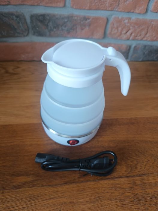 Czajnik turystyczny, składany elektryczny, na kemping, biwak