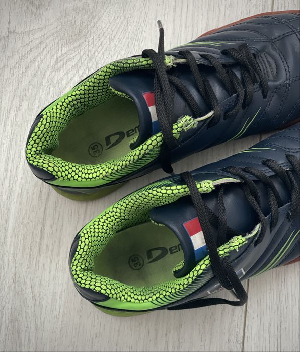 Футзалки Demix для футболу бутси сороконіжки