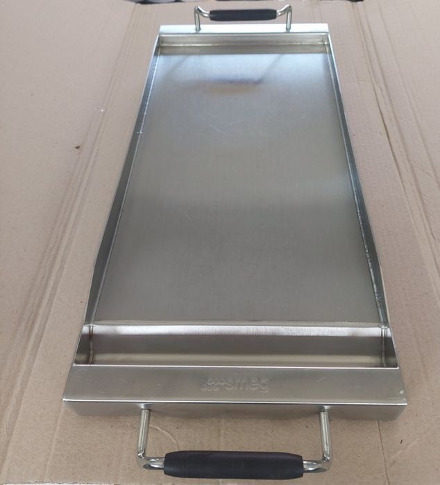 Гриль Smeg Teppan Yakki