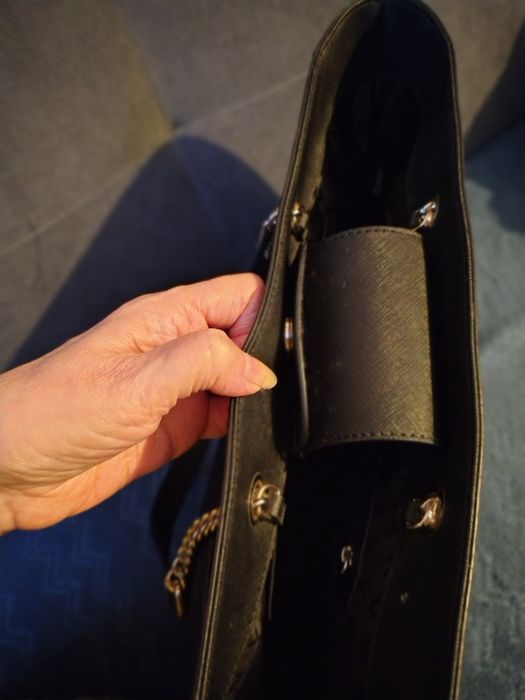 Torebka DKNY skórzana