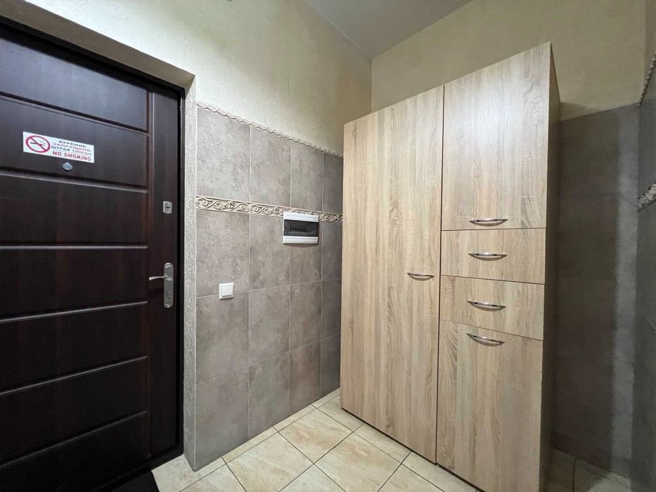 1к Коновальця,Щорса Новий будинок Подобово Погодинно Метро Печерська