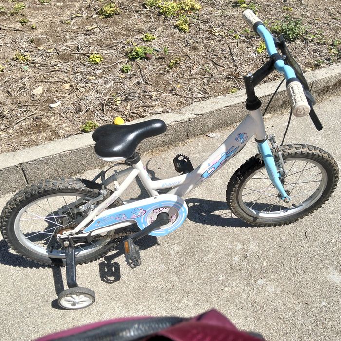 Bicicleta nova de criança