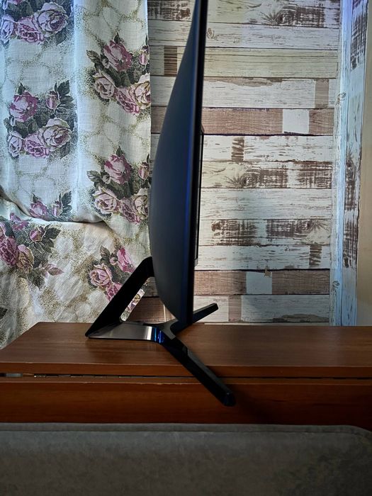 ігровий монітор Samsung