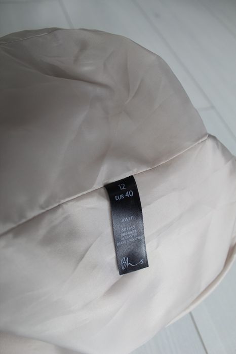 BHS płaszcz beżowy L 40 jak nowy krem bufki alabaster Zara krótki retr