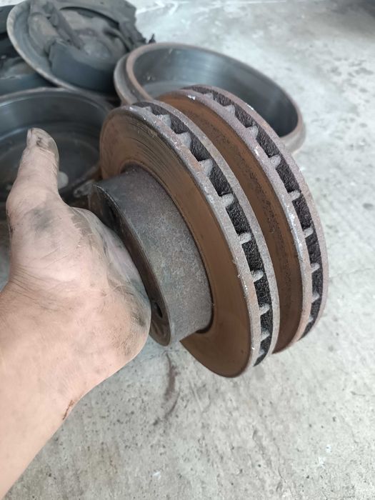 Тормозные Диски Форд Сиера Барабаны Тормозной Механизм Sierra