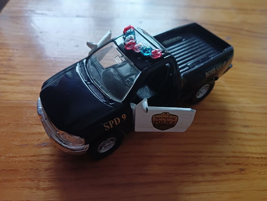 Samochody policyjne. 2 szt.