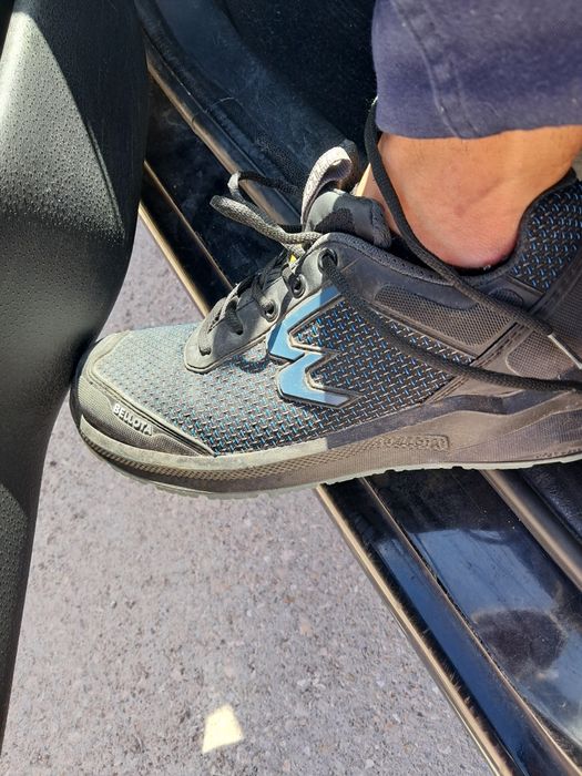 Bota bicadeira de aço belota