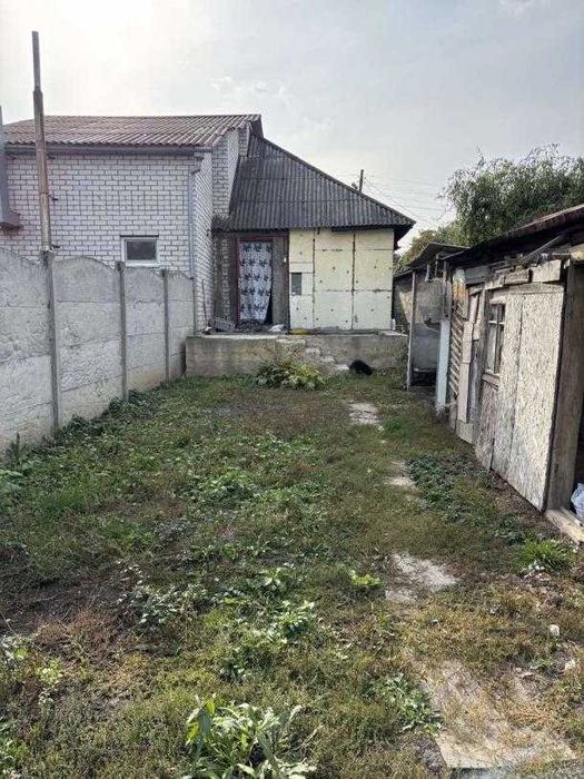 1/2 дома Бавария с коммуникациями не дорого.