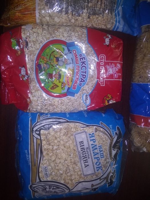 Крупа ячмінна, вівсяна та пшенична