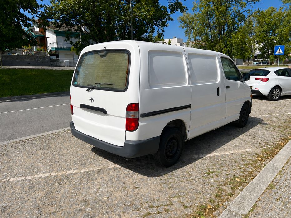 Toyota Hiace 2.5  - 2006 - Fibrada