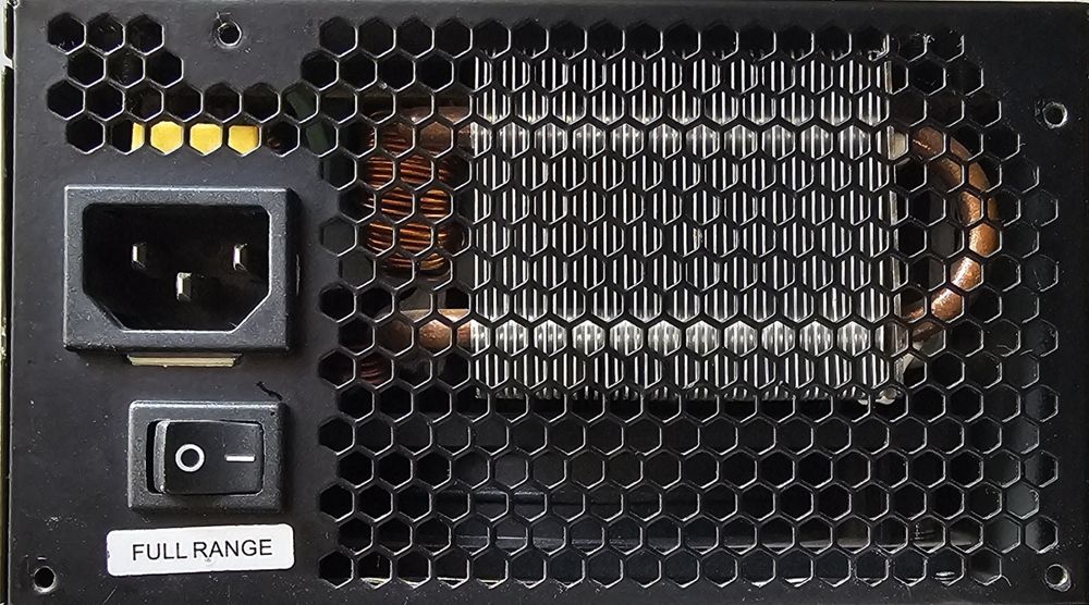 Блок живлення Zalman ZM600-HP, та Cooler master 500W (RS-500-PCAP13)