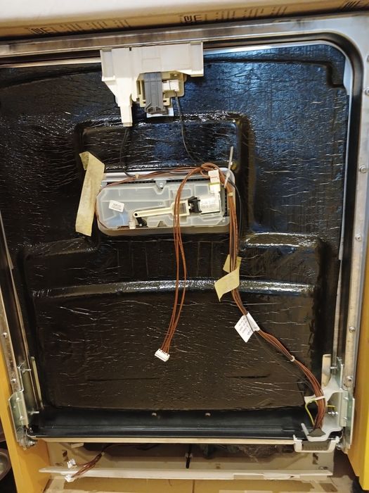 Посудомийна Гореніє на запчастини або під ремонт