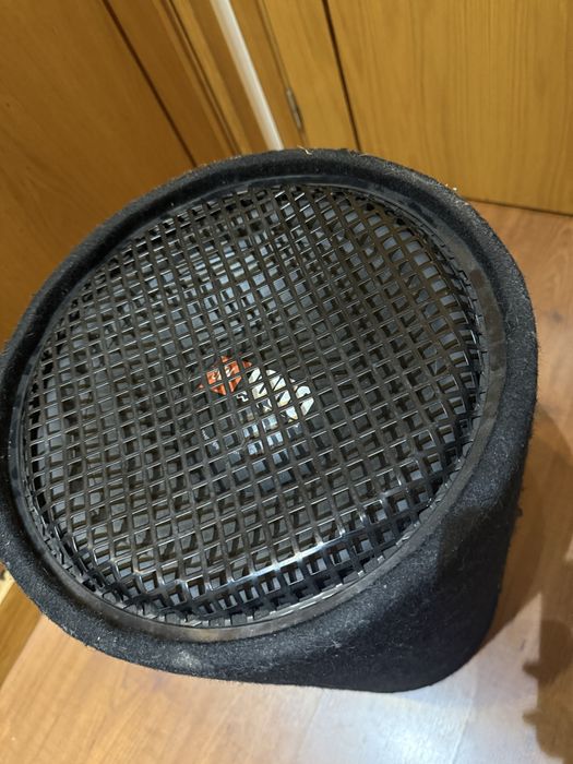 Subwoofer JBL CS1204T