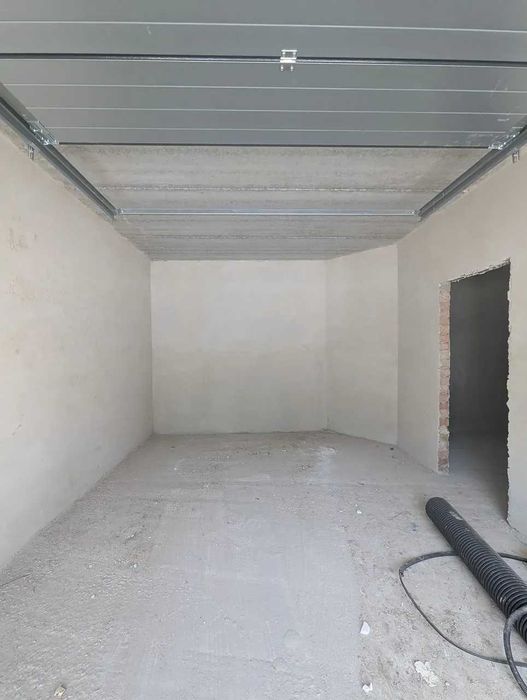 Таунхаус в класній локації в Крихівцях!