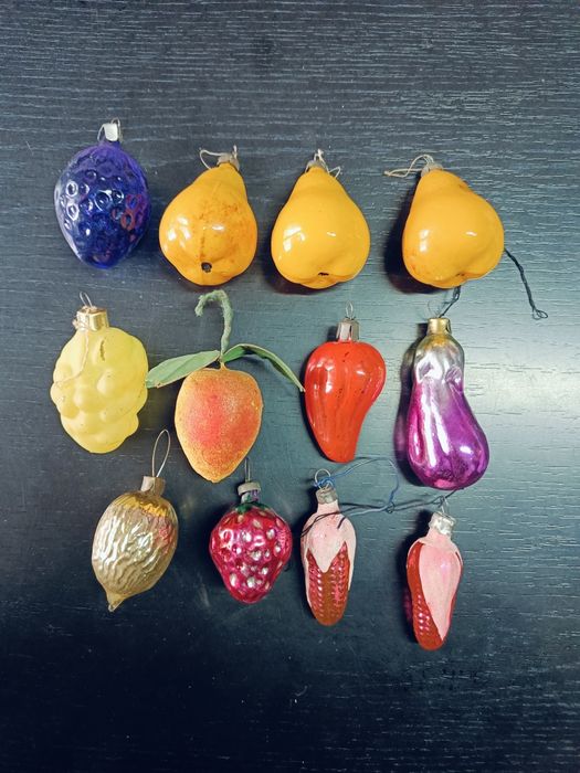 Продам ялинкові іграшки.