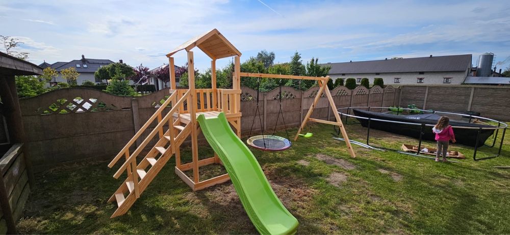 Domek drewniany plac zabaw huśtwaka Montaż i Transport Gratis