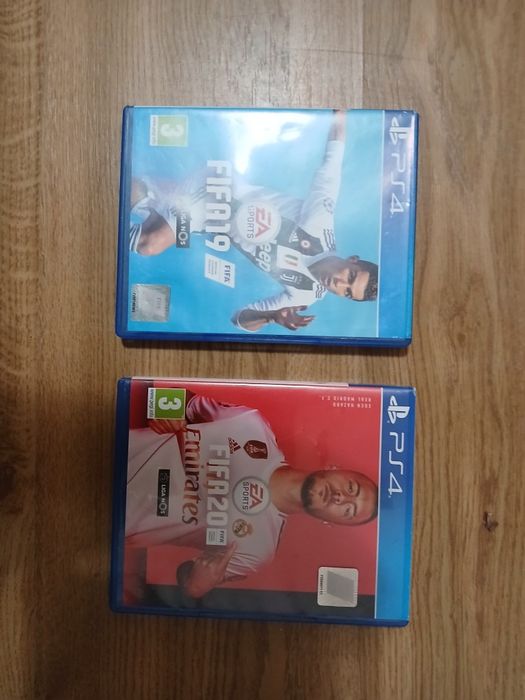 Fifa 20 e 19 - PS4