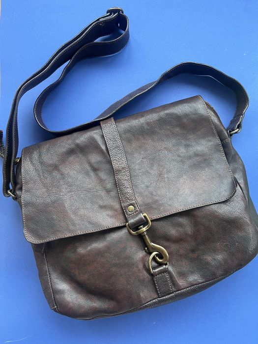 Шкіряна чоловіча сумка Bugatti