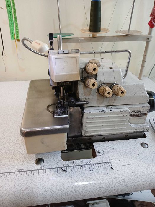 Промисловий оверлок