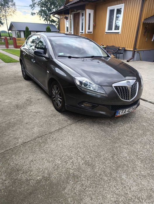 Sprzedaz auta osobowe