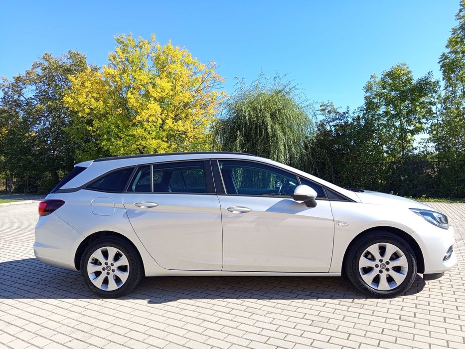 Opel Astra K Lift 2019 Rok 1.2 Turbo Zarejestrowana Ładna