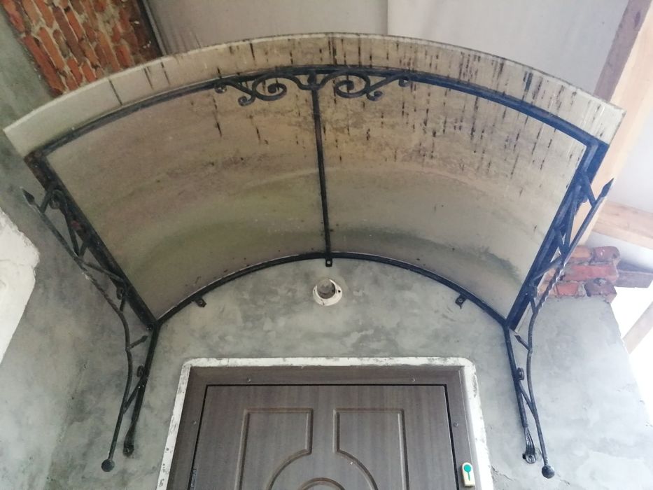 Дашок кований (навіс,козирьок) для вхідних дверей