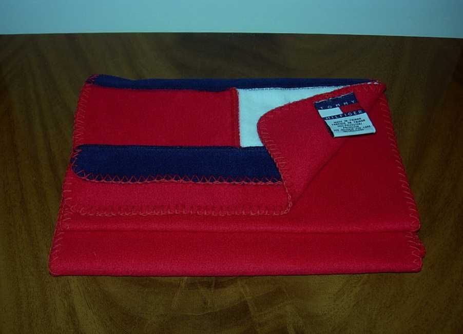 Красивые тёплые шарфы. Tommy Hilfiger. Next.