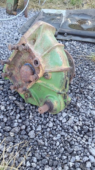 Zwolnica John Deere 970,975,960,965,985 21 frezów
