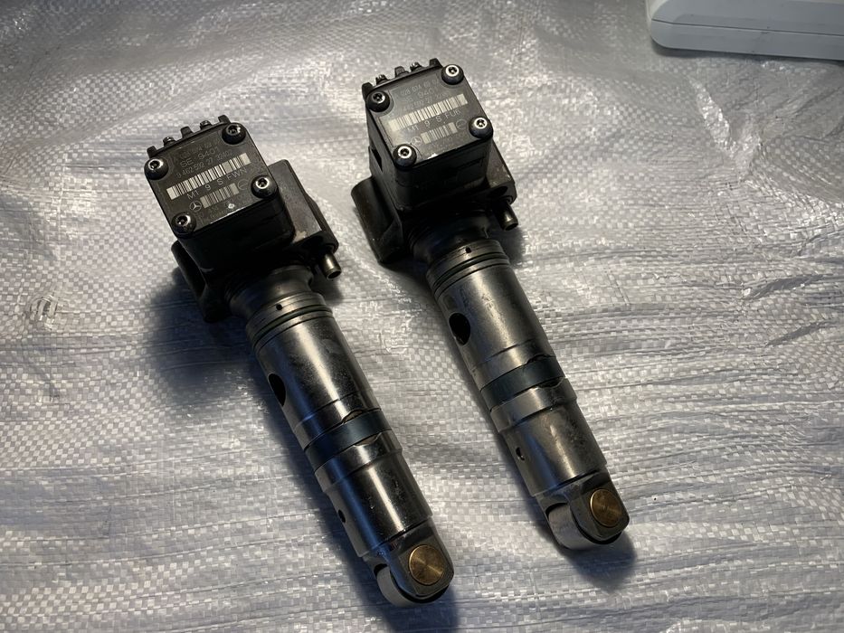 MERCEDES-BENZ A 028 074 69 02 Насос-форсунка