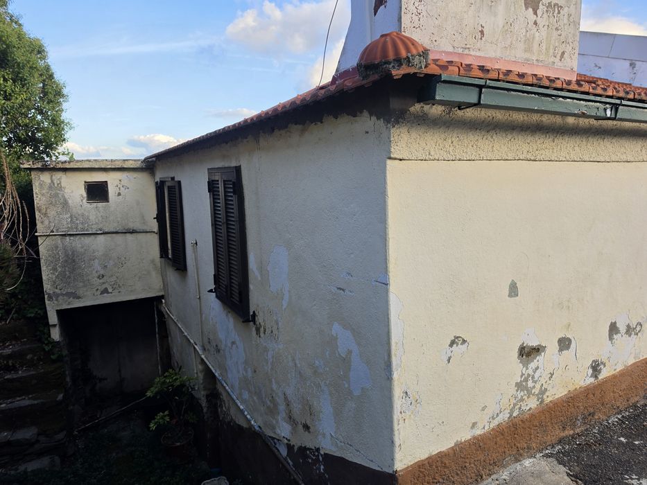 Casa para restauro no douro