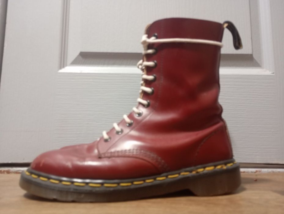 Dr. Martens 1490 cherry red  made in England