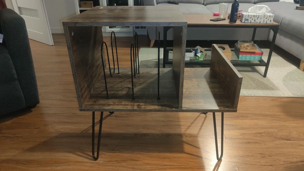 Szafka na płyty winylowe, stolik na gramofon.