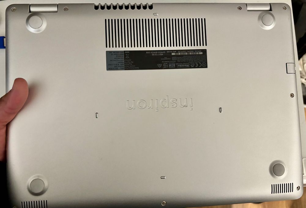 Dell Inspiron 3000 14” FHD IPS – i5 10a Geração | 8GB RAM | SSD 256GB