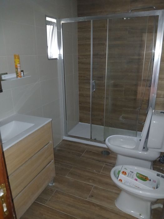 T1 de 80m2 com um arrumo, Porto