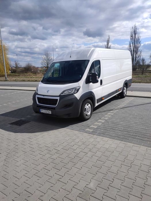 Bus , dostawczy , wynajem busa Szczecin, wypożyczalnia samochodów