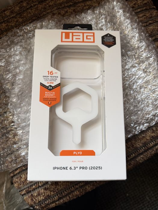 Etui UAG Plyo MagSafe do iPhone 17 Pro – używane, bardzo dobry stan