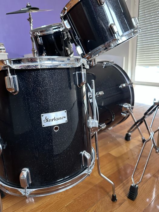 Bateria acústica Startone + extras
