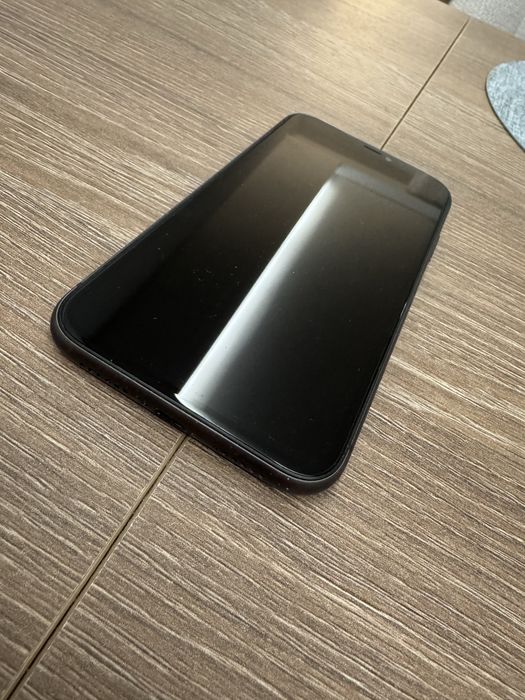 IPhone 11 64GB używany
