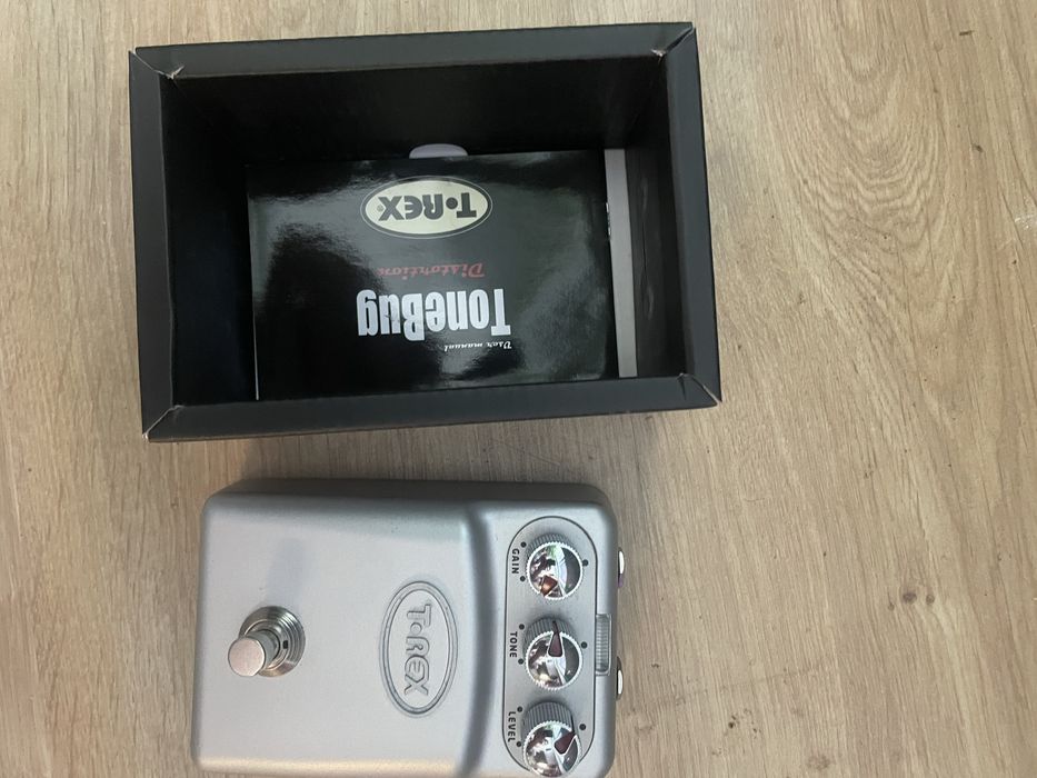 Pedal distorcao T-Rex para guitarra