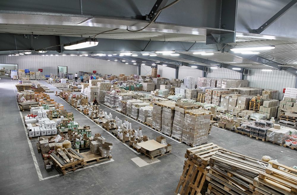 Продам новый административно-складской комплекс.