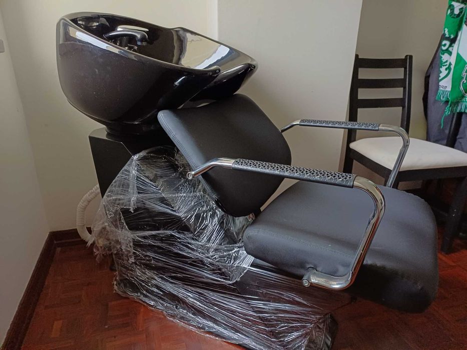 Vendo conjunto cadeiras se cabeleireiro