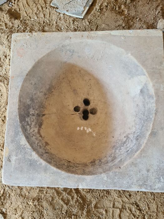 Pias em pedra mármore