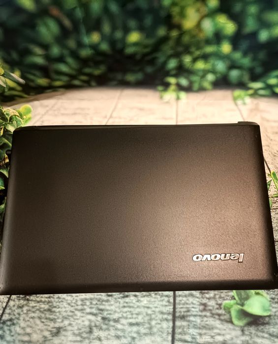 Ноутбук Lenovo b570e в робочому стані