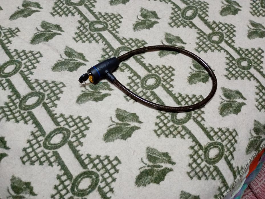 Cadeado em aço para motas e bicicletas