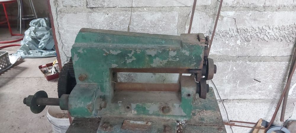 Nożyce krążkowe rolkowe do blachy