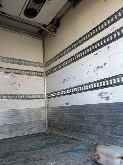 Chłodnia izoterma 9m kontener transport