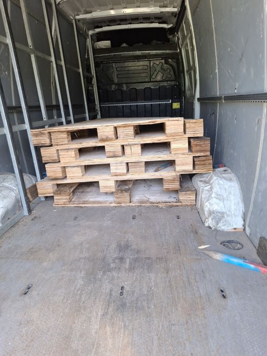 Palety z pełnym blatem