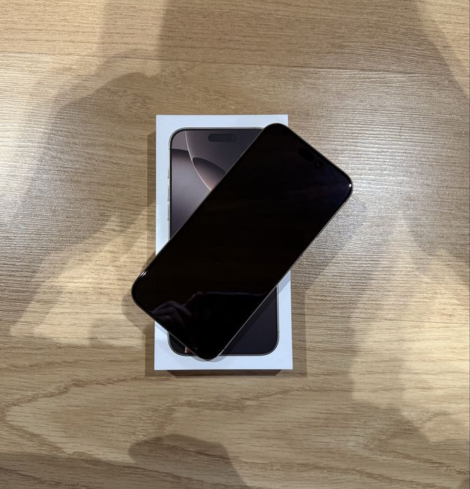 Iphone 16 Pro Max 512 gb estado como novo com fatura nacional