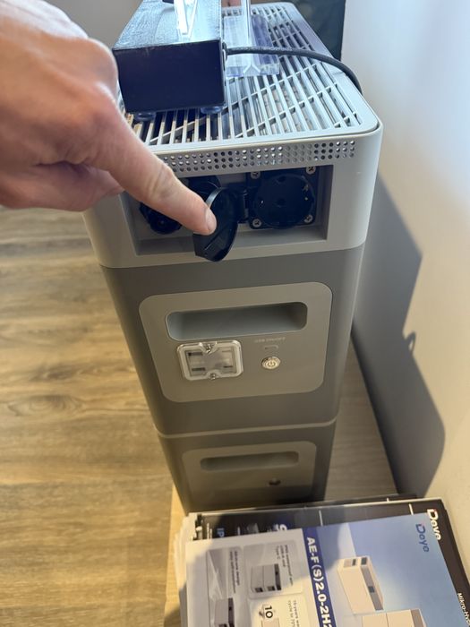 Deye bluetti jackery 2000